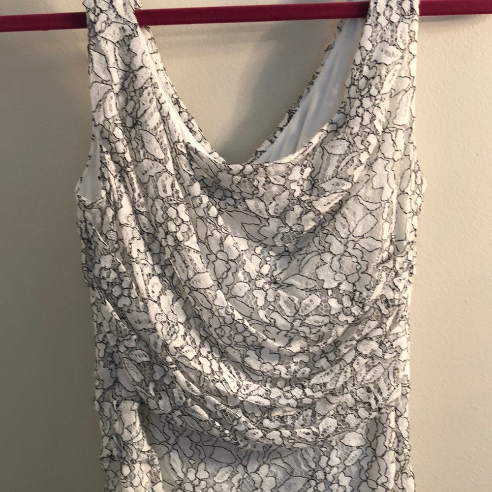 Express Dress - Picture 2 of 4